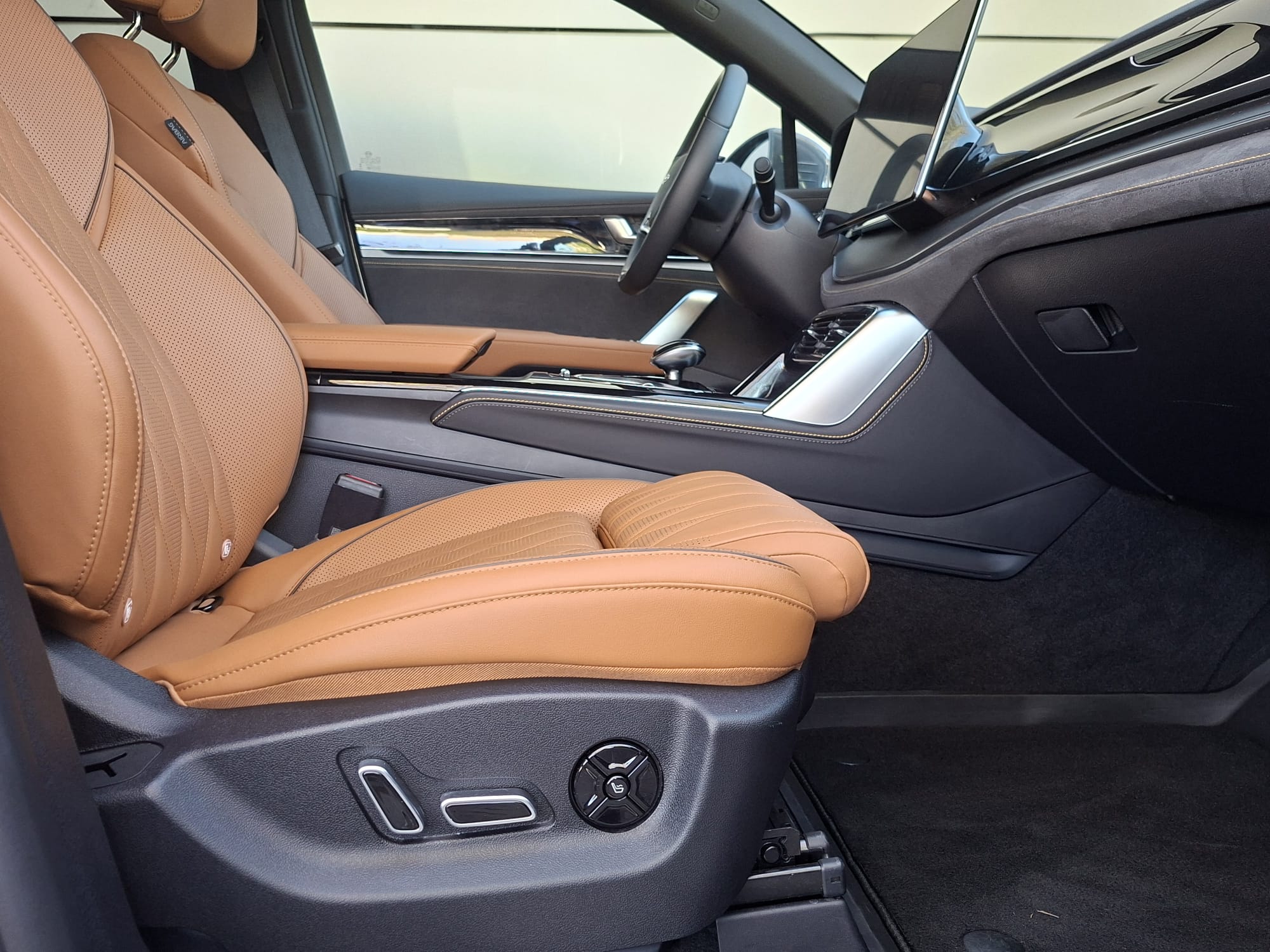 Foto del BYD Tang Flagship