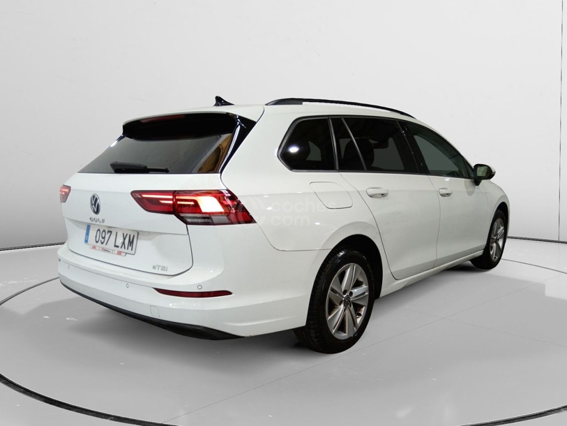 Foto del VOLKSWAGEN Golf 1.0 eTSI Life DSG 81kW