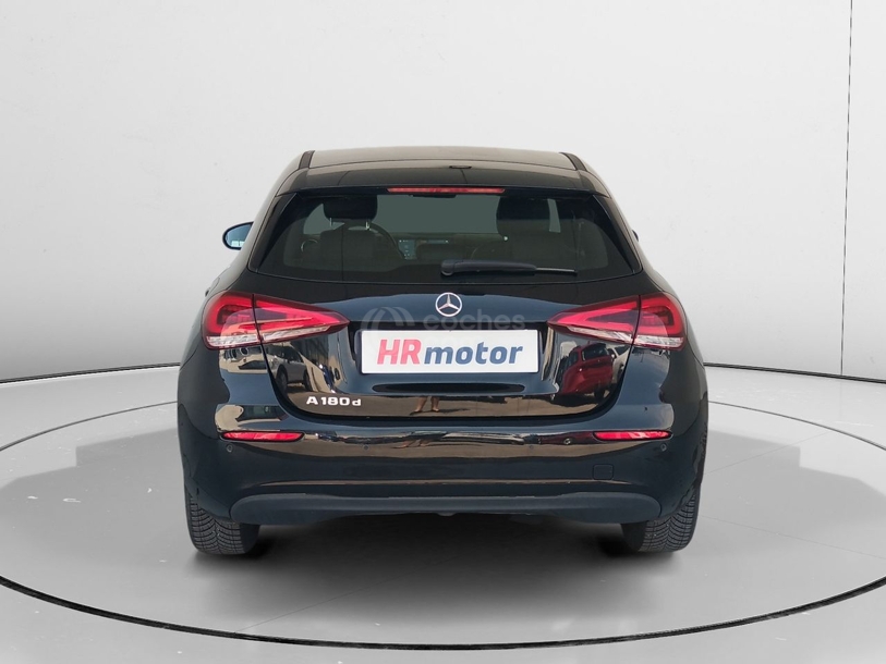 Foto del MERCEDES Clase A A 180d 7G-DCT