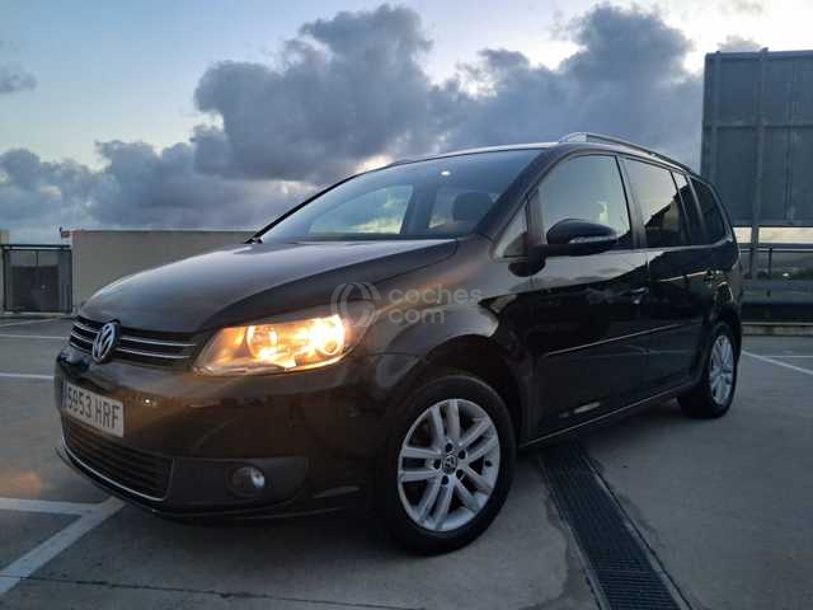 Foto del VOLKSWAGEN Touran 1.6TDI Advance BMT DSG 105