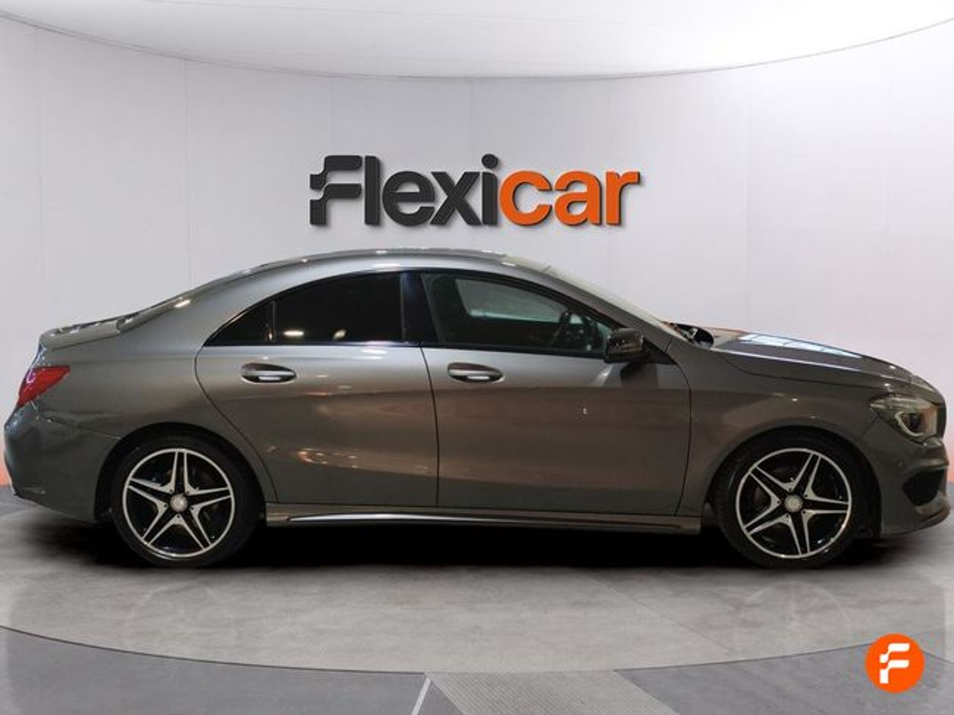 Imagen 2 de MERCEDES Clase CLA