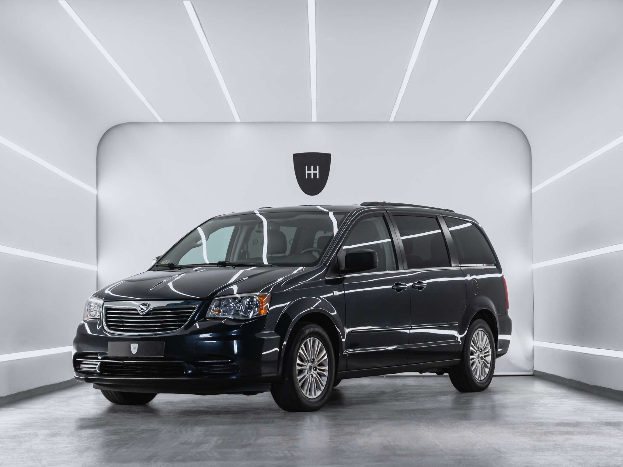 LANCIA Voyager (2.8 CRD Silver) en Barcelona