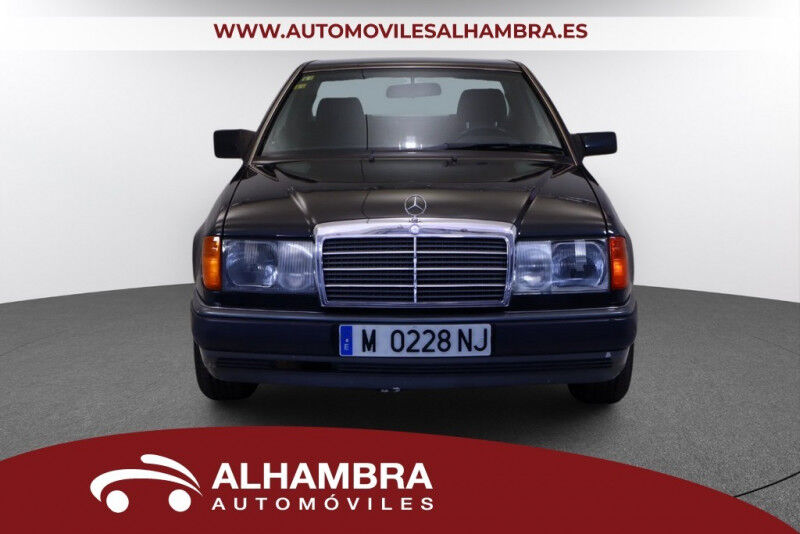 Foto del MERCEDES 200-500 300E-24