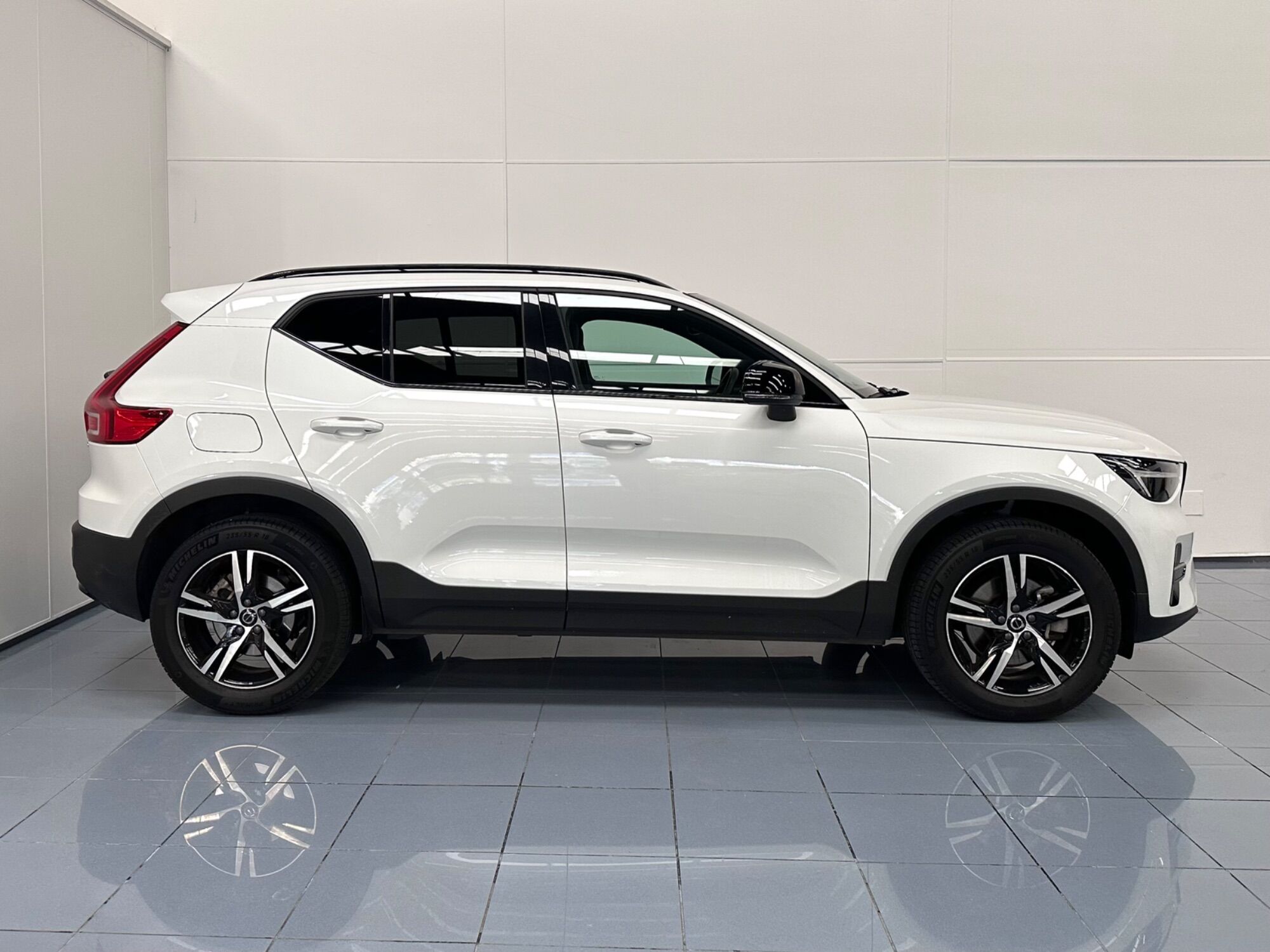 Foto del VOLVO XC40 B3 Plus Aut.