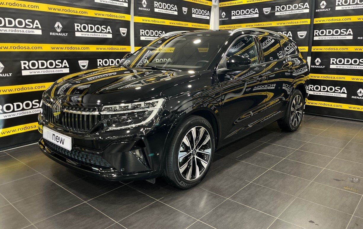 RENAULT Espace (TECHNO E-Tech full hybrid 200CV) en Pontevedra