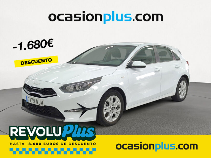 Foto del KIA Ceed 1.6 MHEV iMT Drive 136