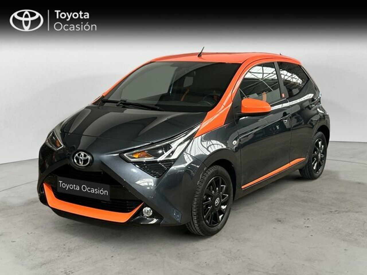 TOYOTA Aygo (5 Puertas x-cite 70 Manual 5v) en Valencia