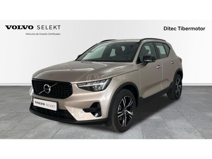 Foto del VOLVO XC40 B3 Plus Dark Aut.