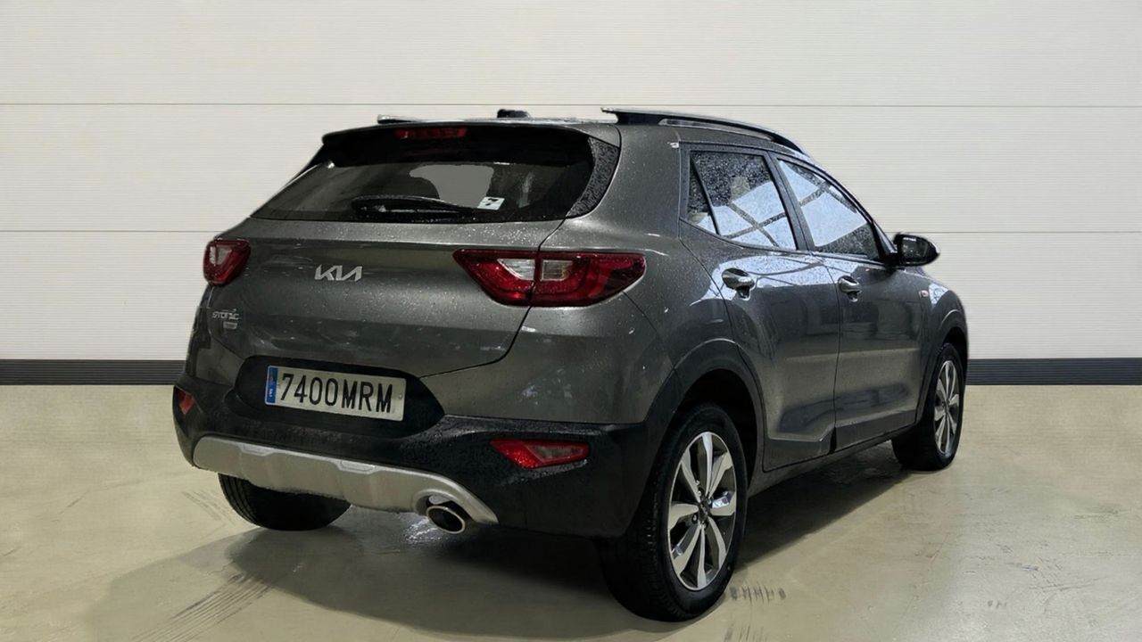 Foto del KIA Stonic 1.0 T-GDi MHEV iMT Concept Plus 100