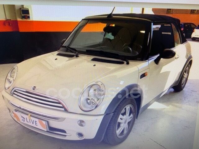 MINI Mini (One 66 kW (90 CV)) en Barcelona