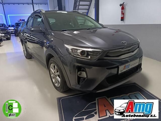KIA Stonic (1.0 T-GDi Concept Eco-Dynamics 73 kW (100 CV)) en Cádiz