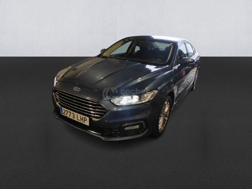 Foto del FORD Mondeo Sedán 2.0 HEV Titanium