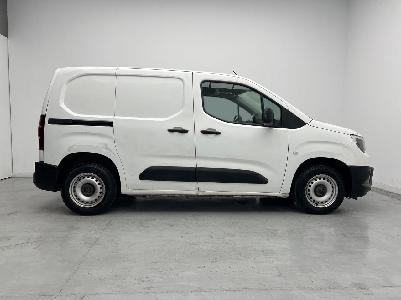 Foto del OPEL Combo Cargo 1.6TD S&S XL 1000 Express 100