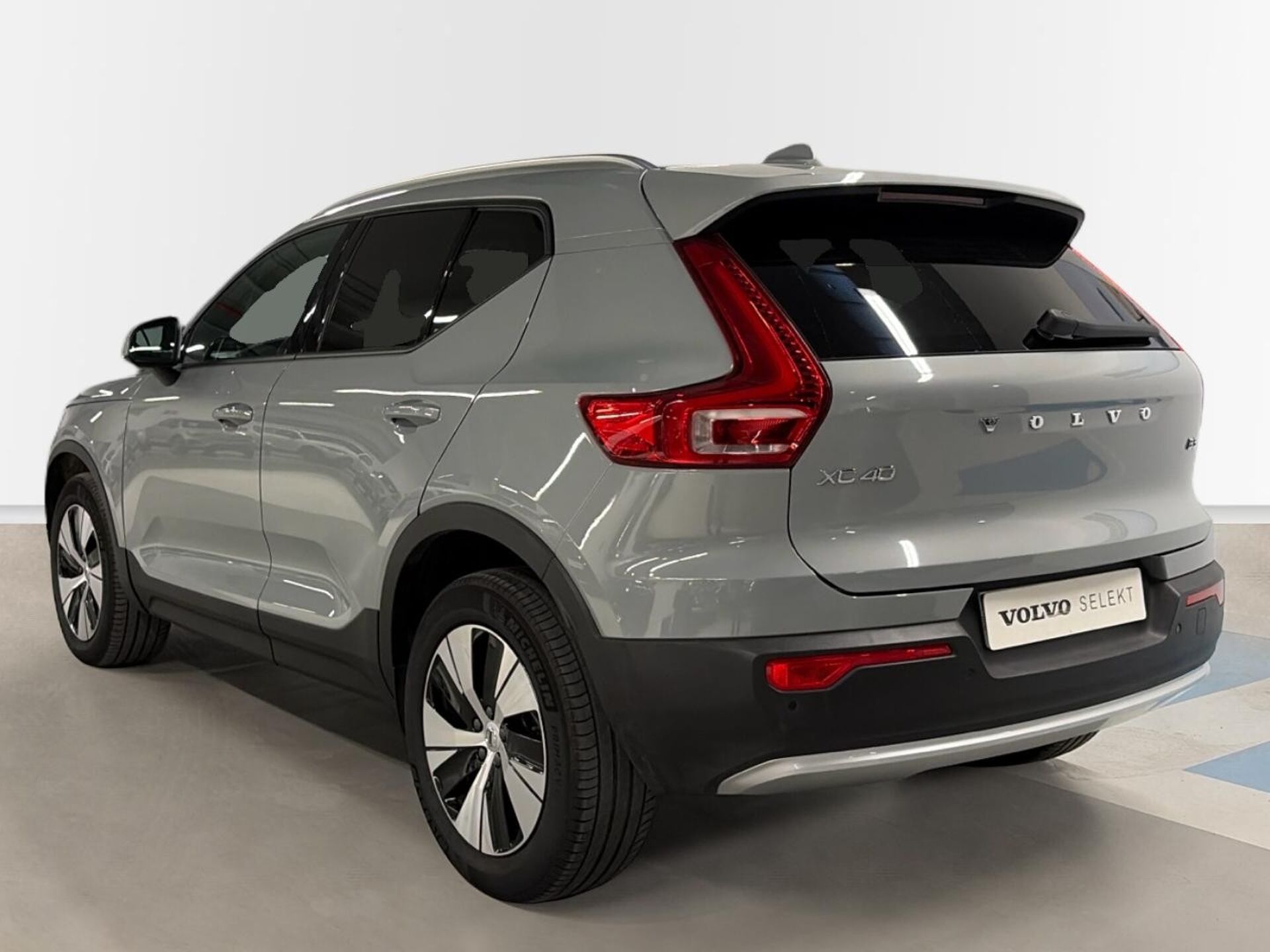 Imagen 2 de VOLVO XC40