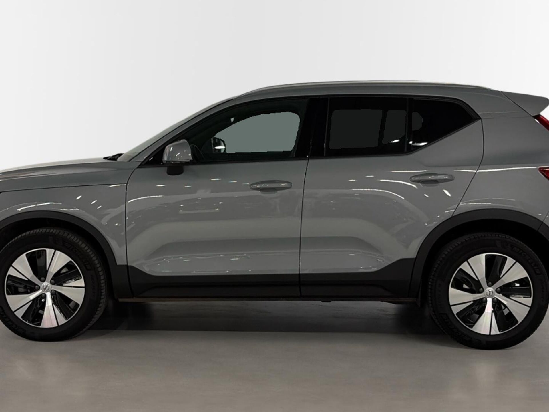 Imagen 3 de VOLVO XC40