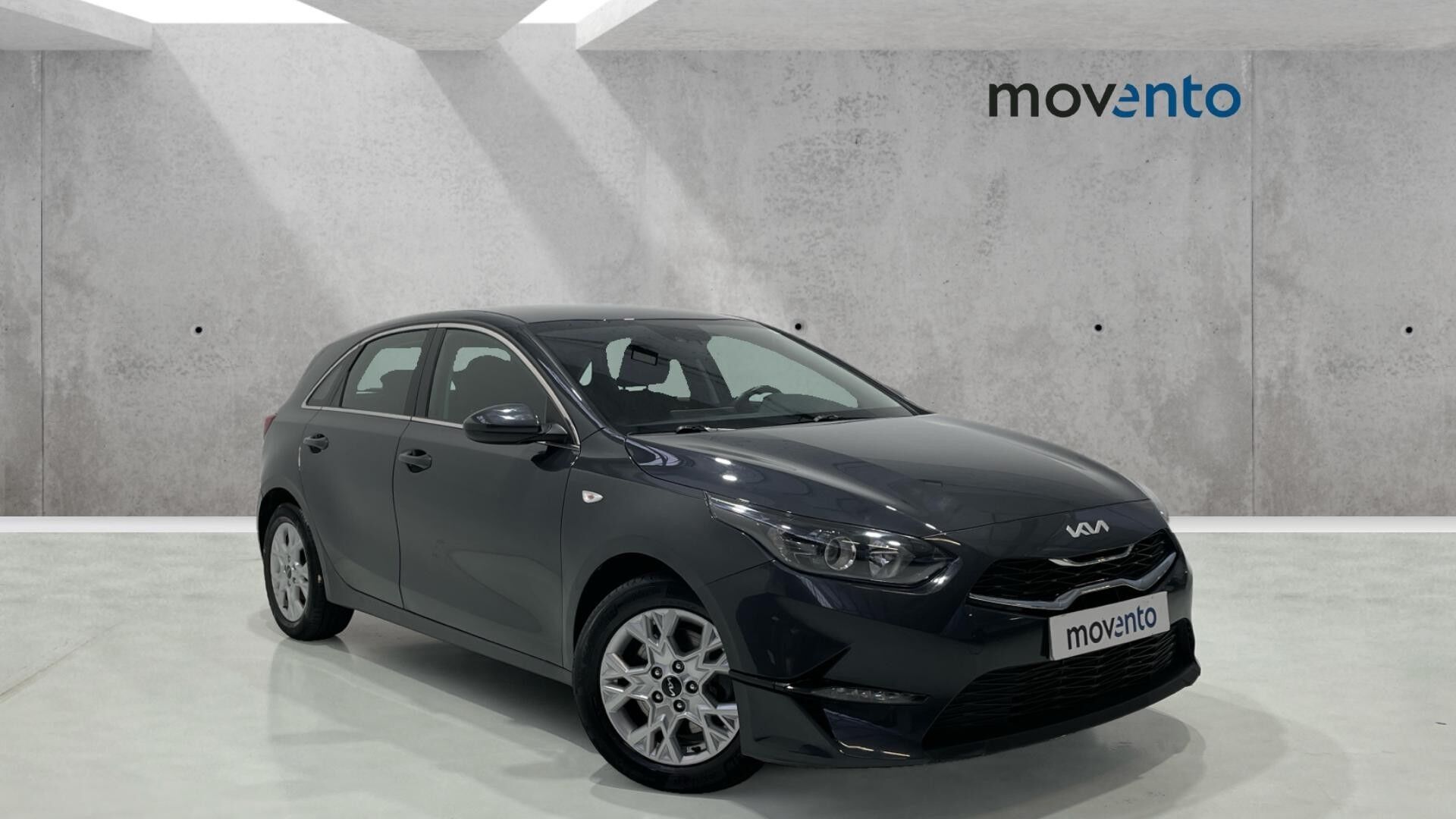 Foto del KIA Ceed 1.6 MHEV iMT Drive 136