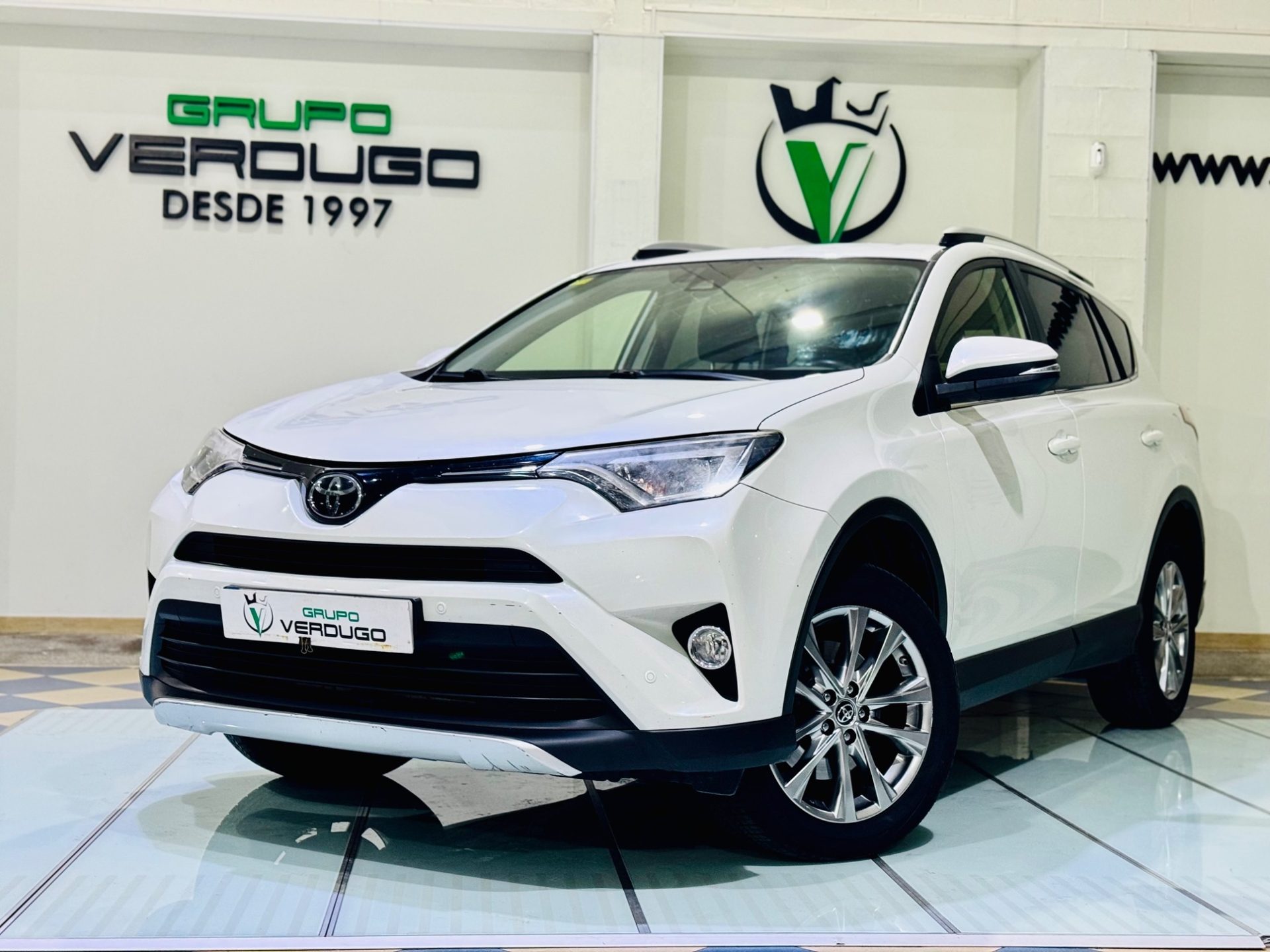 Imagen de TOYOTA RAV-4
