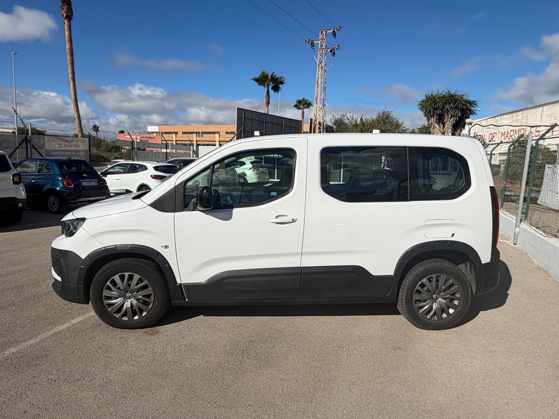 Imagen de PEUGEOT Rifter