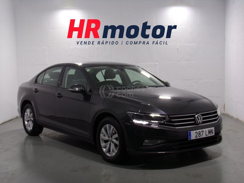 Foto del VOLKSWAGEN Passat 2.0 TSI R-Line DSG7