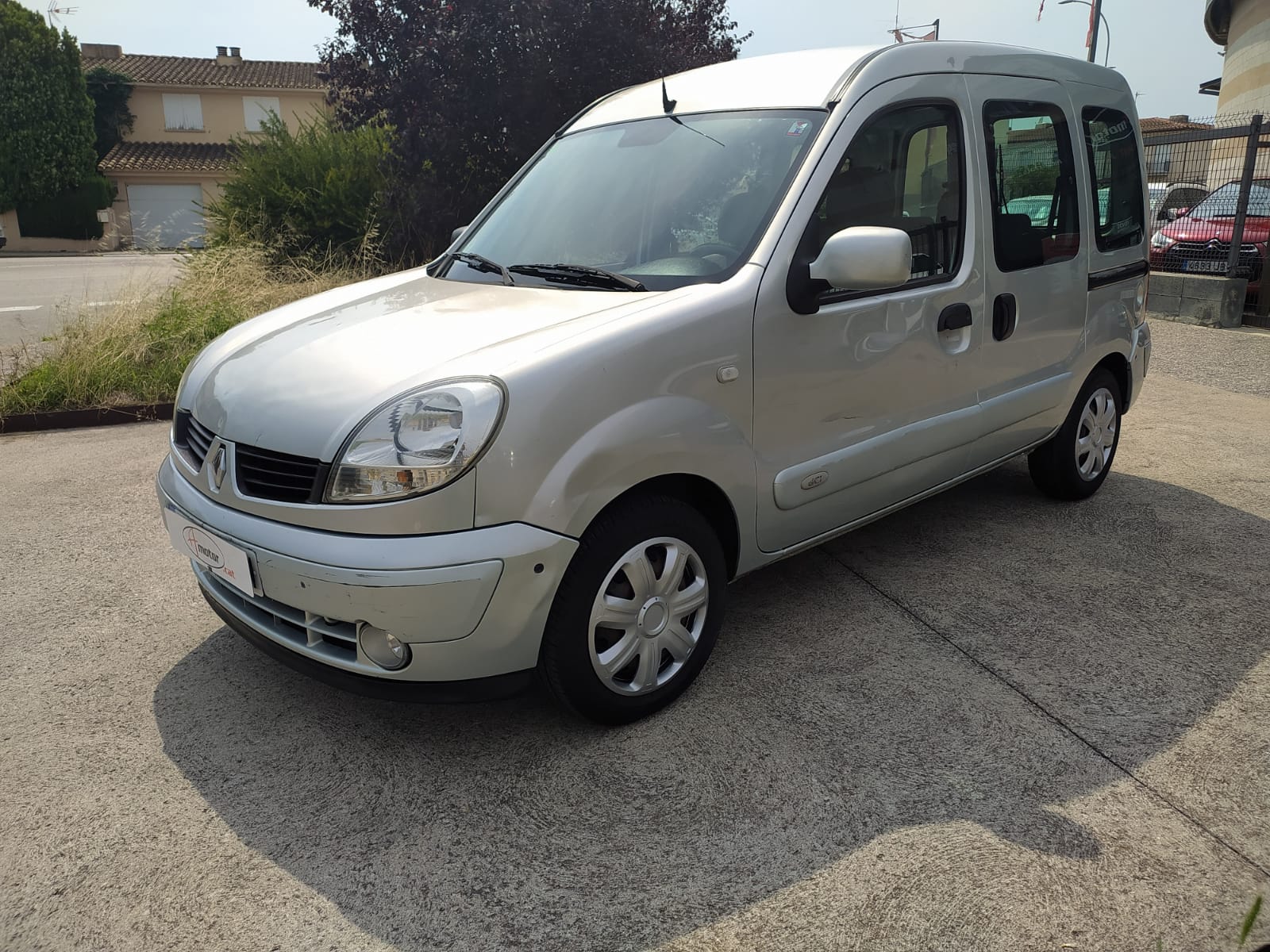 RENAULT Kangoo (1.4DCI 84CV 5P CB) en Girona