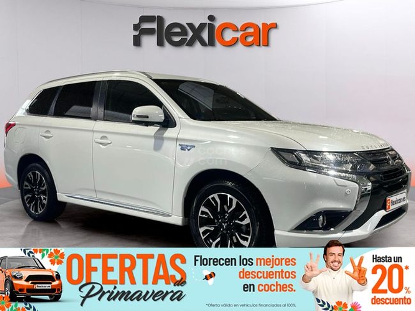 Foto del MITSUBISHI Outlander PHEV Kaiteki 4WD