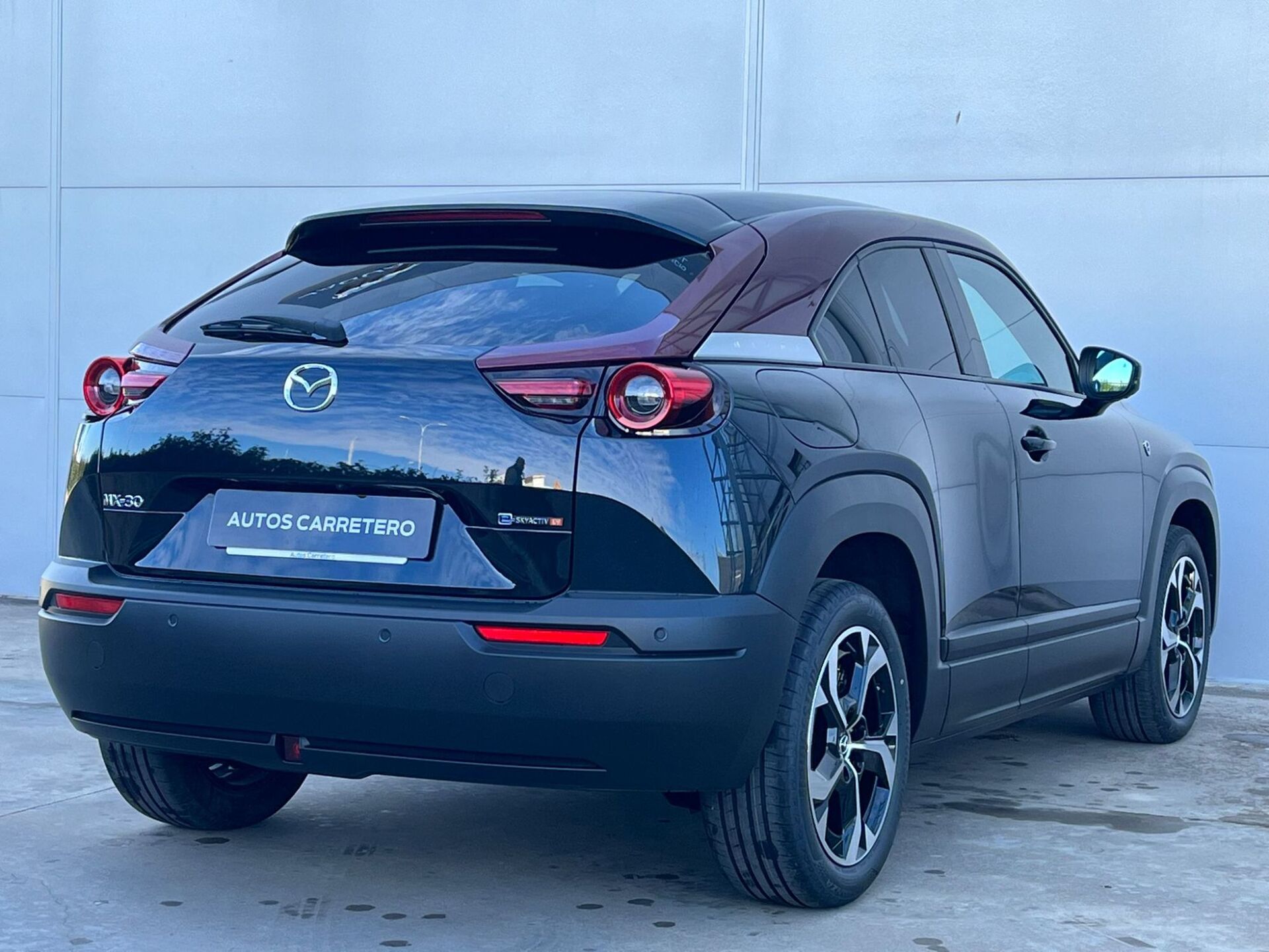 Imagen 2 de MAZDA MX-30