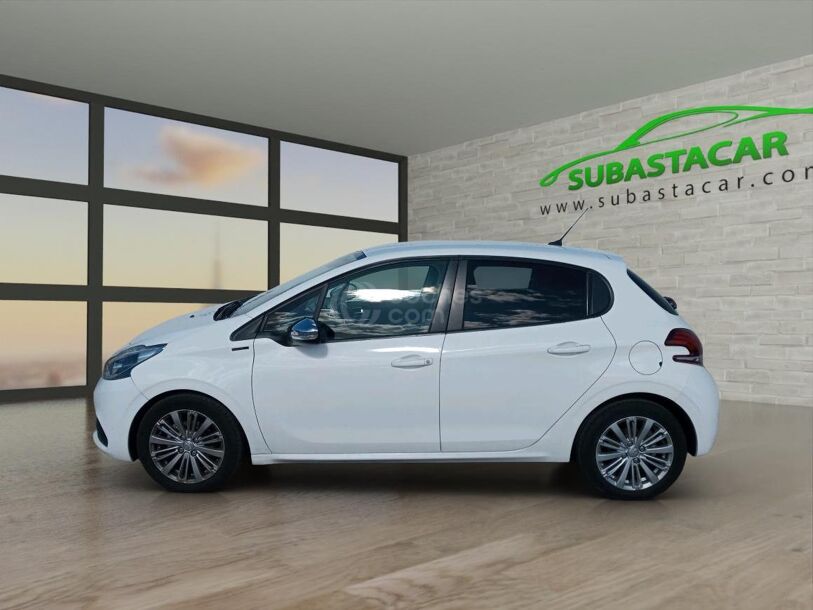 Foto del PEUGEOT 208 1.5BlueHDi S&S Signature 100