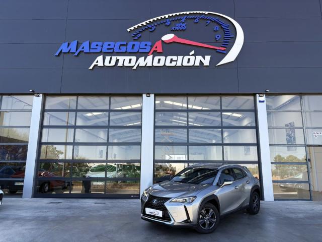LEXUS UX (2.0 250H Business Navigation 184cv Hybrid) en Ciudad Real