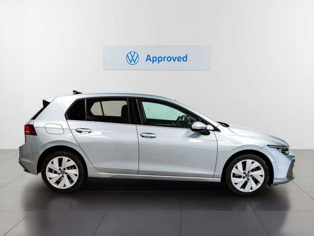 Foto del VOLKSWAGEN Golf 1.5 TSI eHybrid Style DSG6 150kW