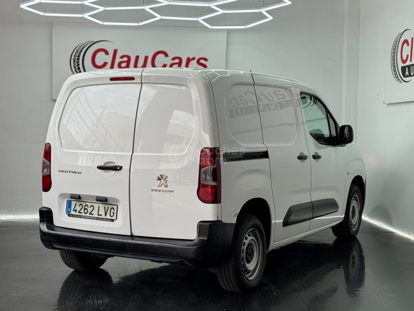 Foto del PEUGEOT Partner 1.5BlueHDI S&S Premium Standard 600kg 100