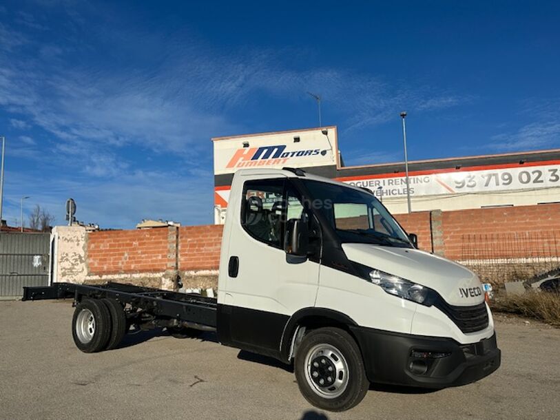 Foto del IVECO Daily Furgón 35S16 V 3520L H3 13.4 156