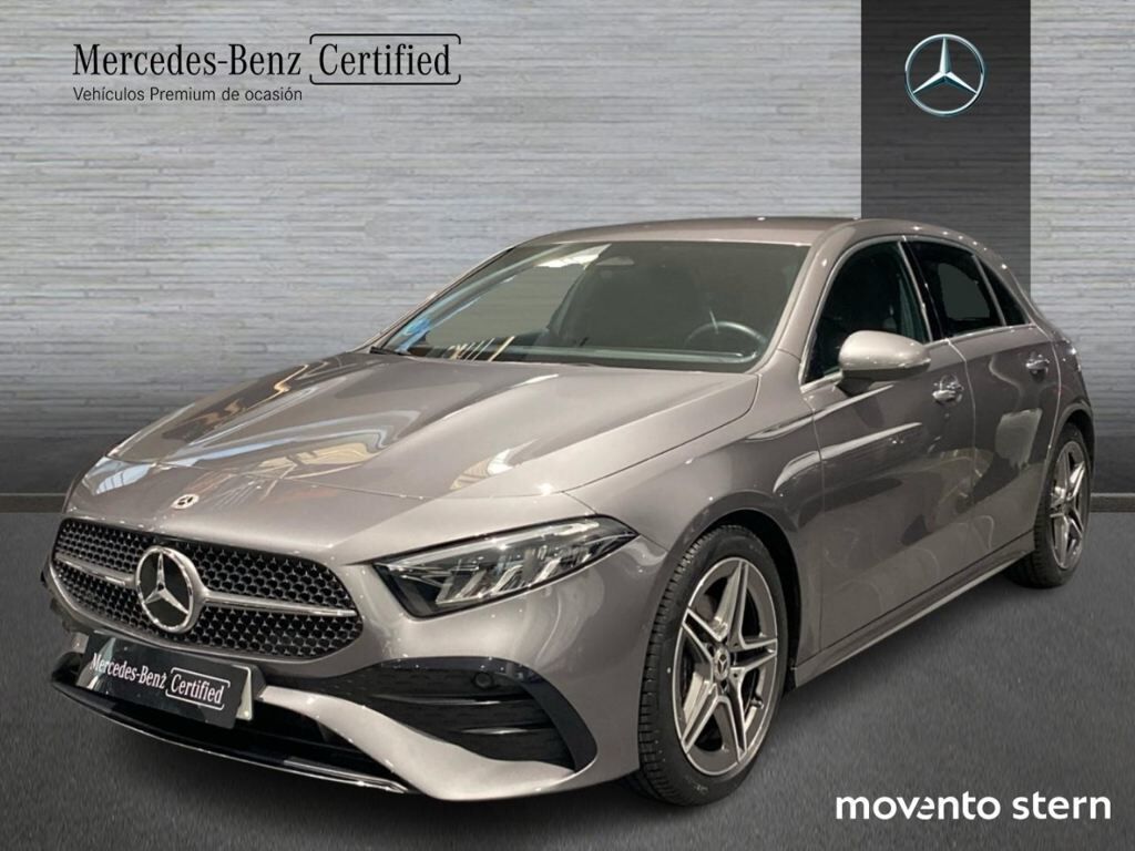 MERCEDES Clase A (180 100 kW (136 CV)) en Barcelona