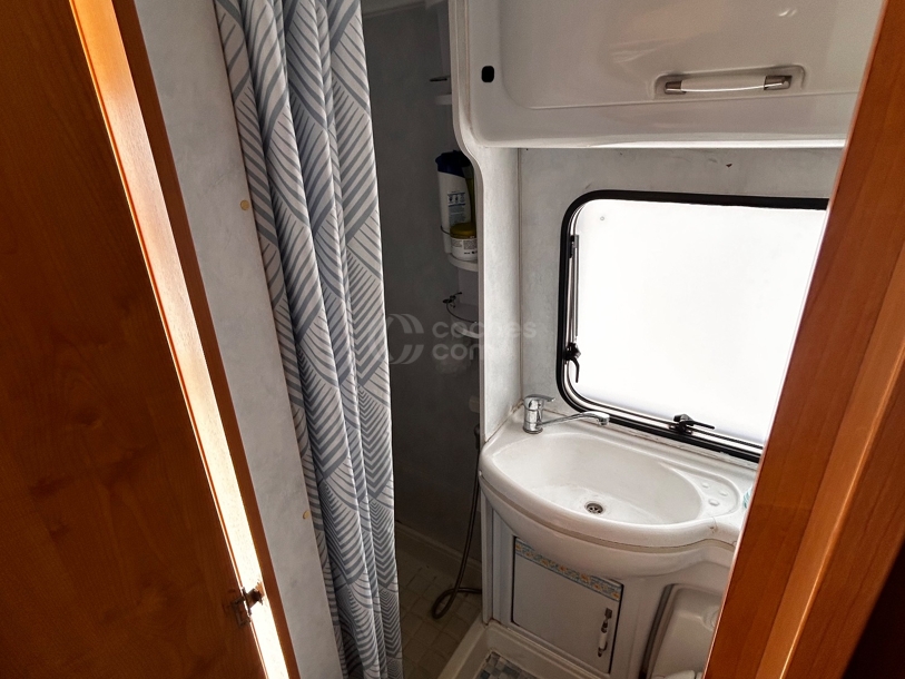 Foto del FIAT Ducato Furgón 2.3JTD Paso Corto