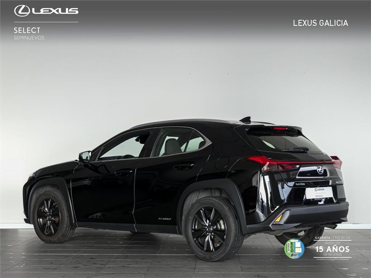 Foto del LEXUS UX 250h Business 4WD