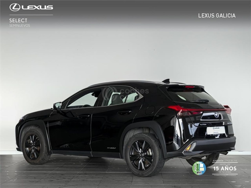 Foto del LEXUS UX 250h Business 4WD