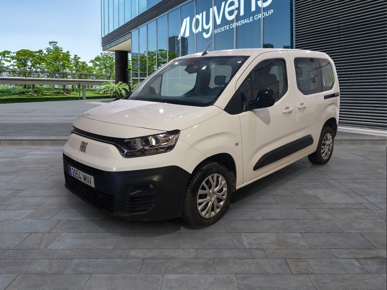 FIAT Dobló (Combi 1.5 BlueHDi 96 kW (130 CV)) en Madrid