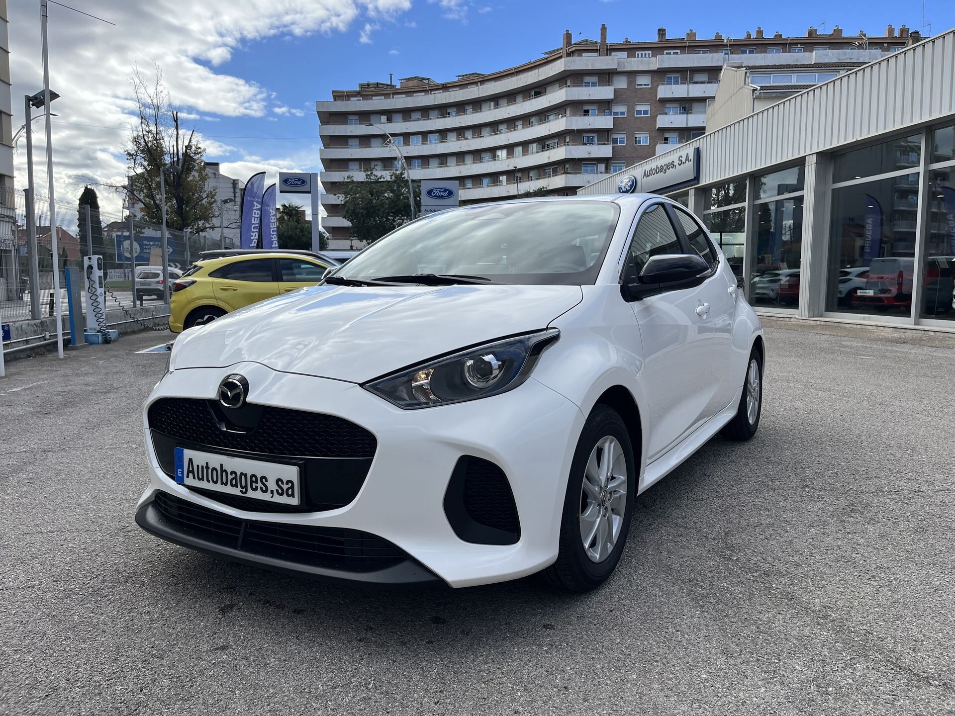 MAZDA Mazda2 (1.5 85 kW (116 CV) CVT Centre-line) en Barcelona