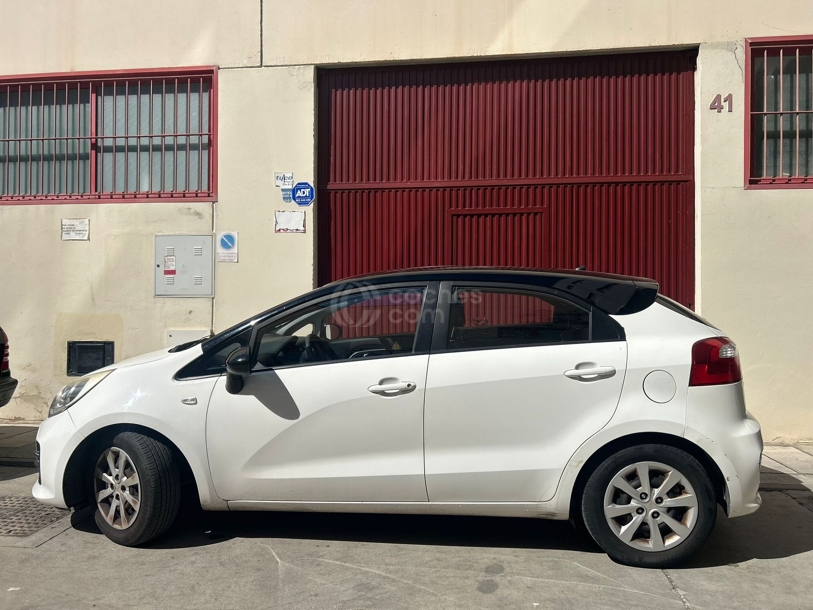 Foto del KIA Rio 1.2 CVVT Concept