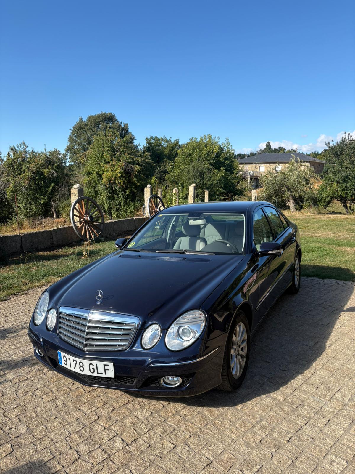 Foto del MERCEDES Clase E E Estate 200CDI Elegance Aut.