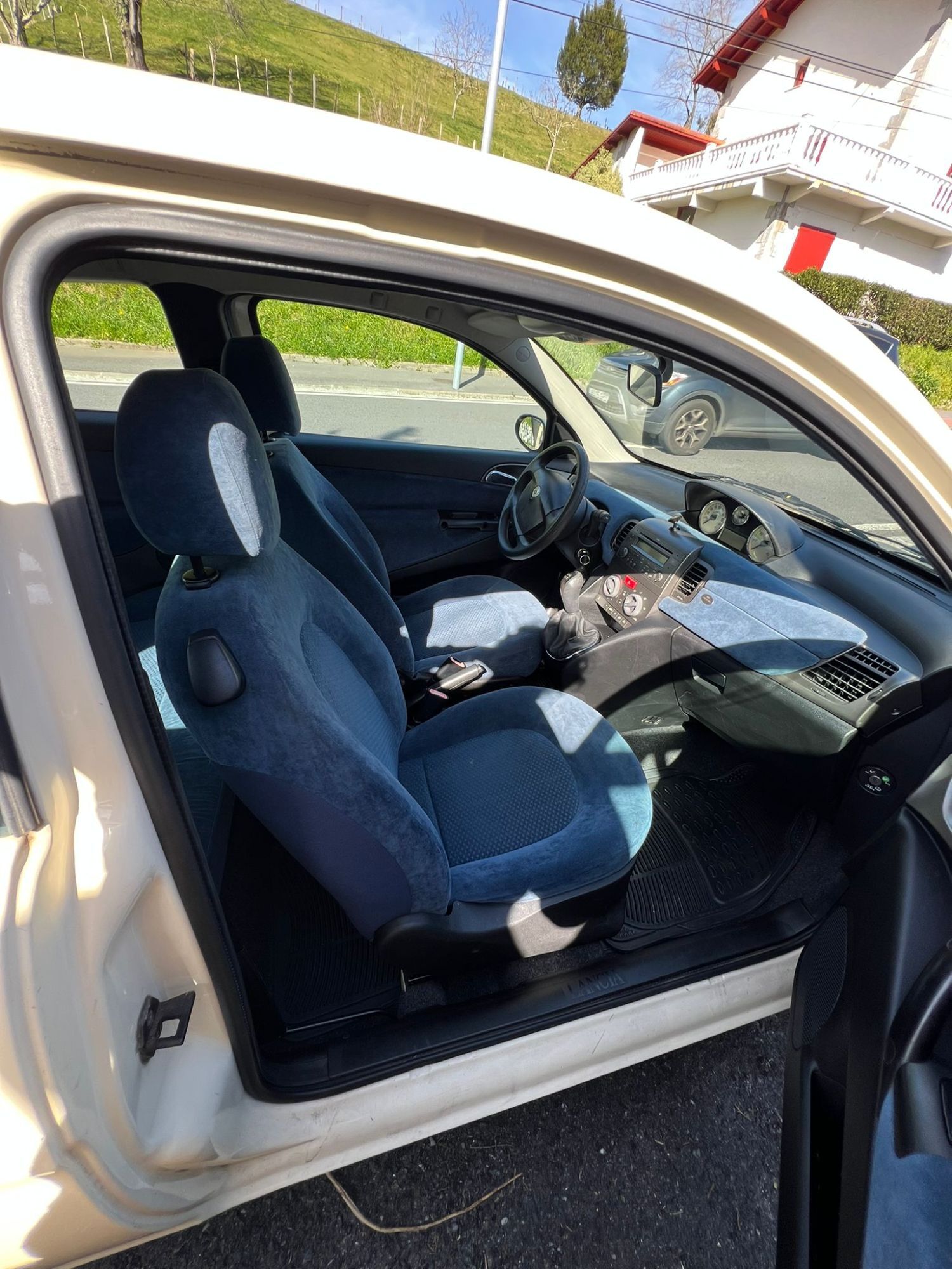 Foto del LANCIA Ypsilon 1.3JTD Argento