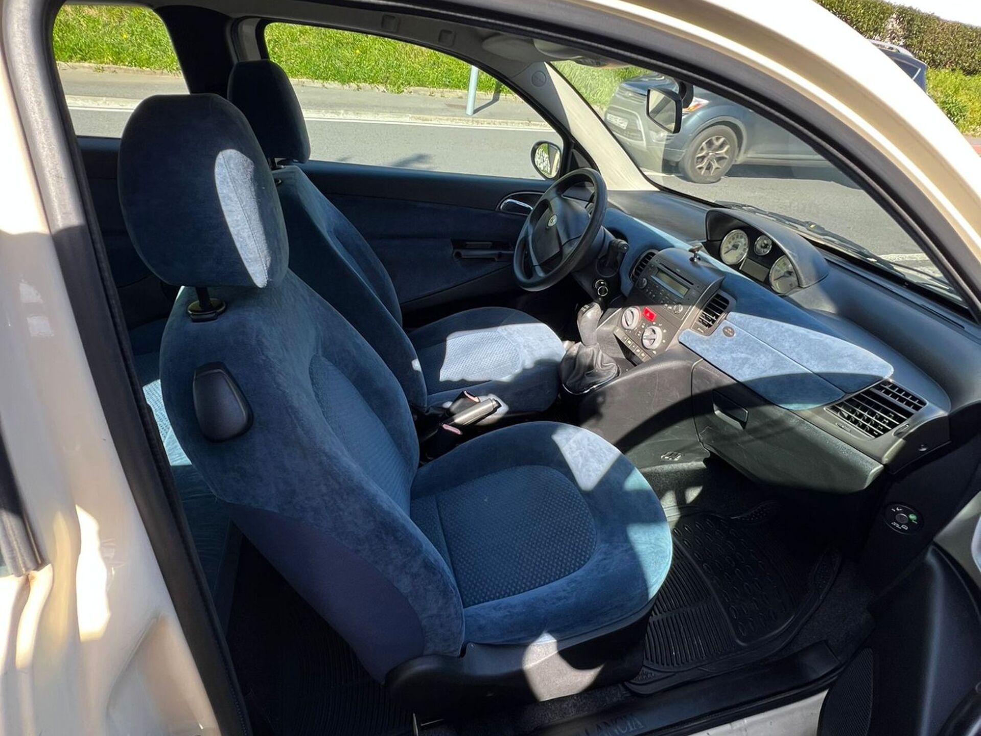 Imagen 2 de LANCIA Ypsilon