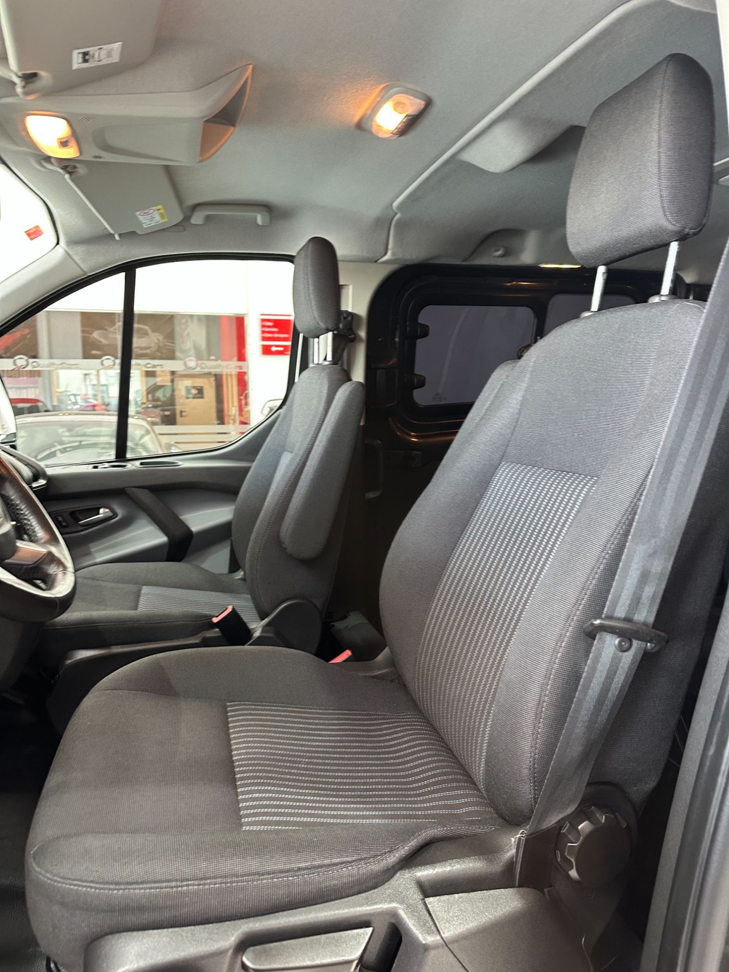 Foto del FORD Transit Custom FT 300 L2 Van Trend 170