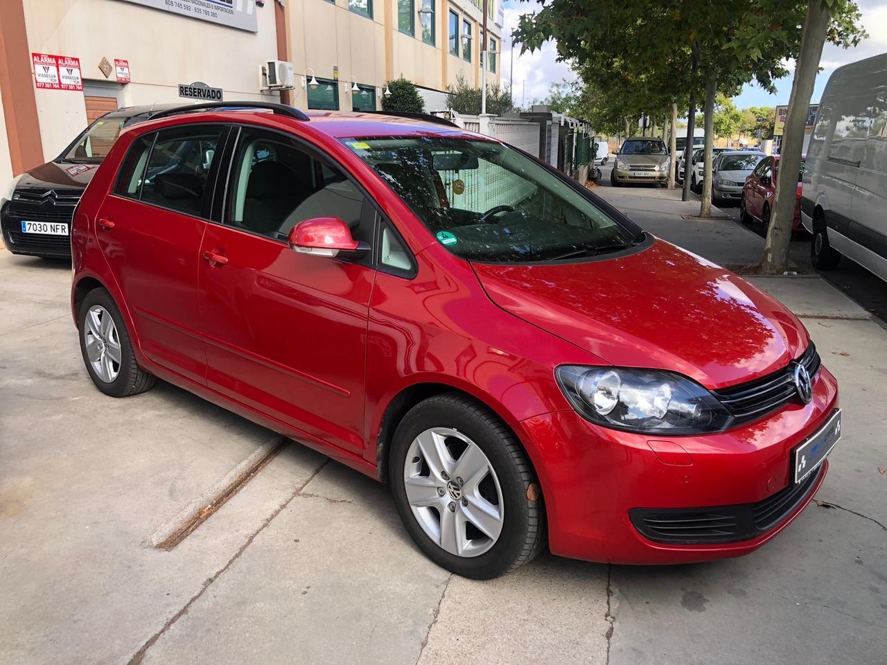 VOLKSWAGEN Golf (w. golf plus 1.6 i) en Tarragona