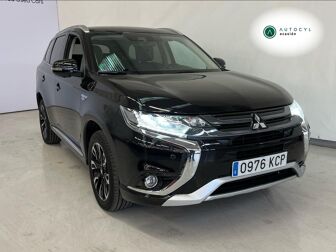 Imagen de MITSUBISHI Outlander PHEV Kaiteki 4WD