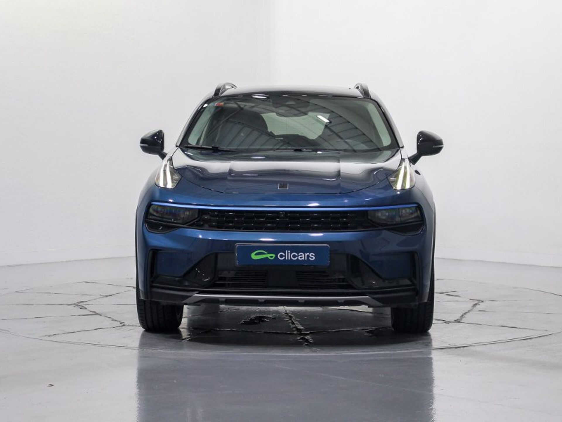 Imagen 2 de LYNK & CO 01