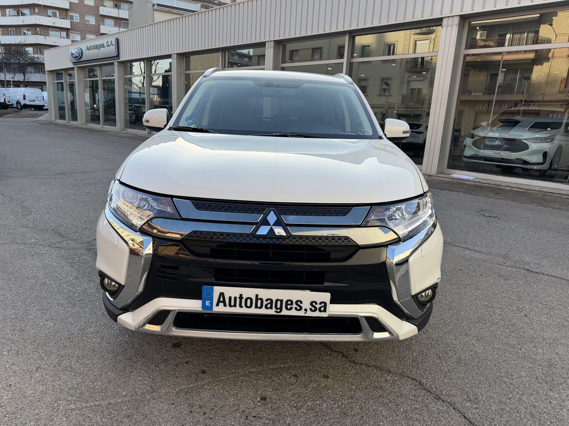 Foto del MITSUBISHI Outlander PHEV Motion 4WD