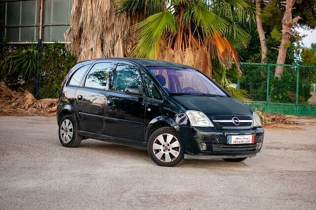 OPEL Meriva (Meriva ES - Mon5 1.8 XE EU4, Cosmo, 2005 - 2006) en Murcia