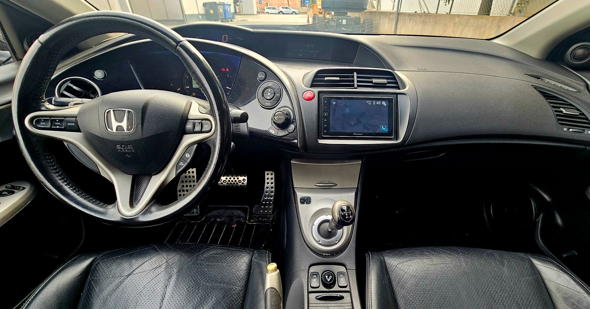 Foto del HONDA Civic 1.8 i-VTEC Executive i-SHIFT