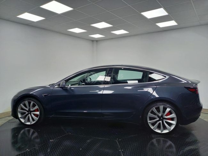 Foto del TESLA Model 3 Standard RWD Plus