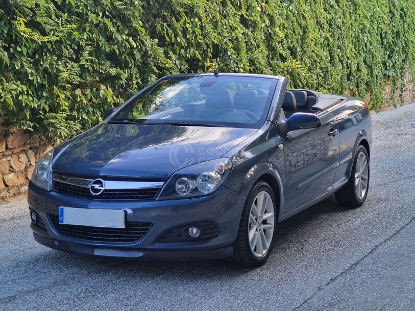 Foto del OPEL Astra 1.9CDTi Cosmo 150